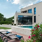 Calma Istra Semesterbostad Nedeščina