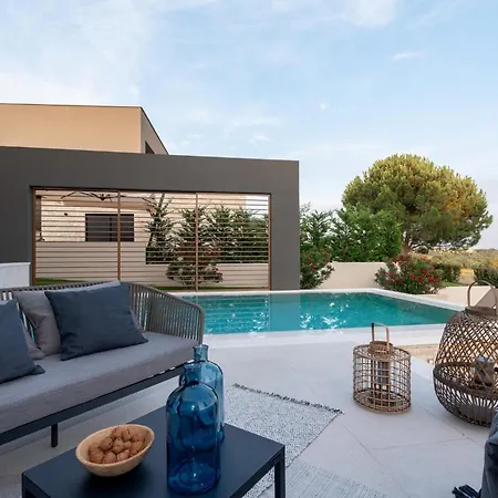Calma Istra Holiday home Nedescina